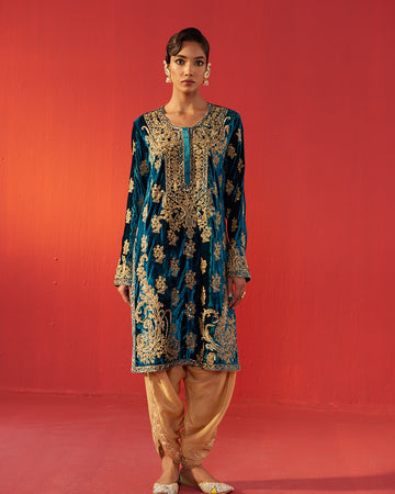 Full Embellished Blue Velvet Kurta Set