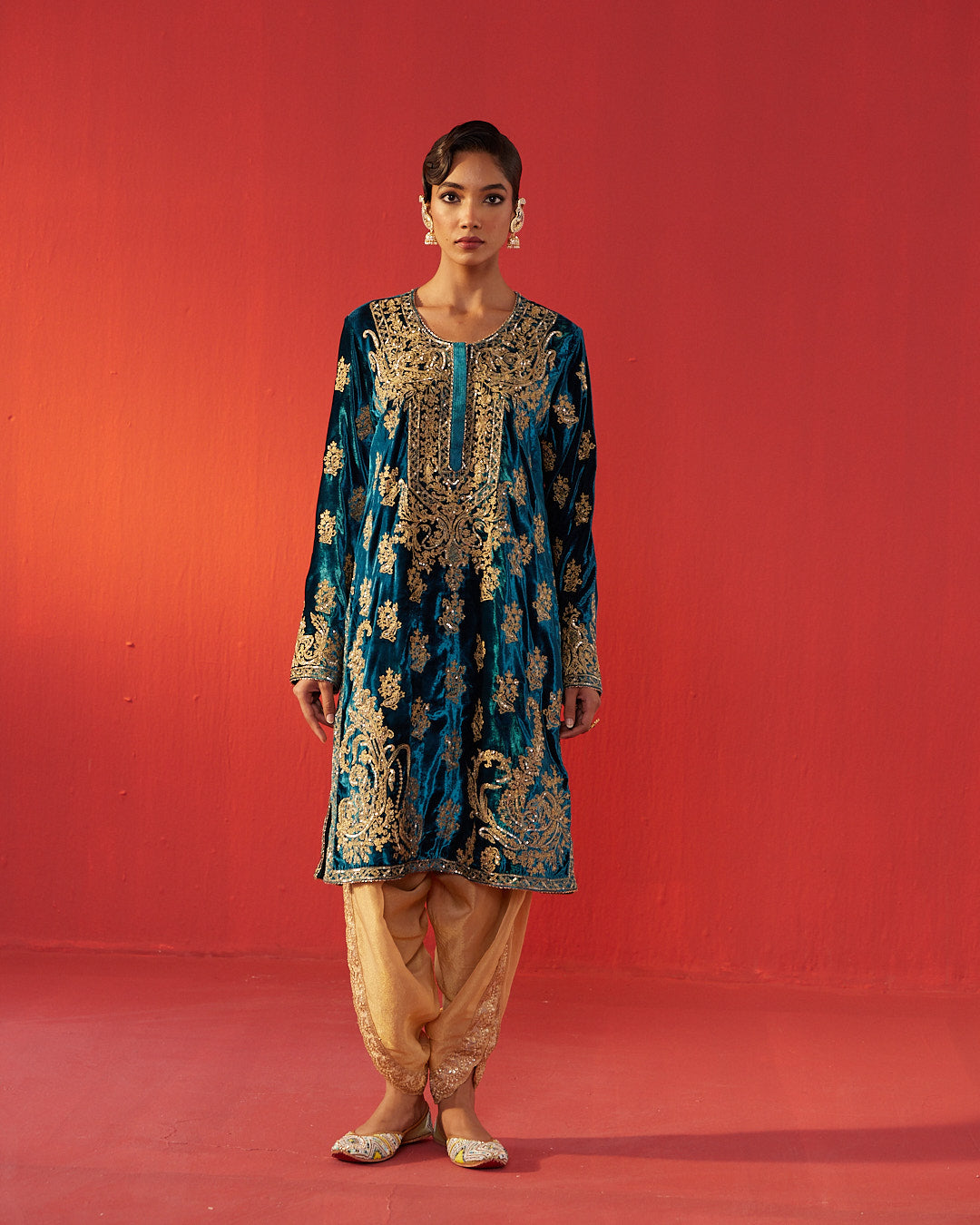 Full Embellished Blue Velvet Kurta Set