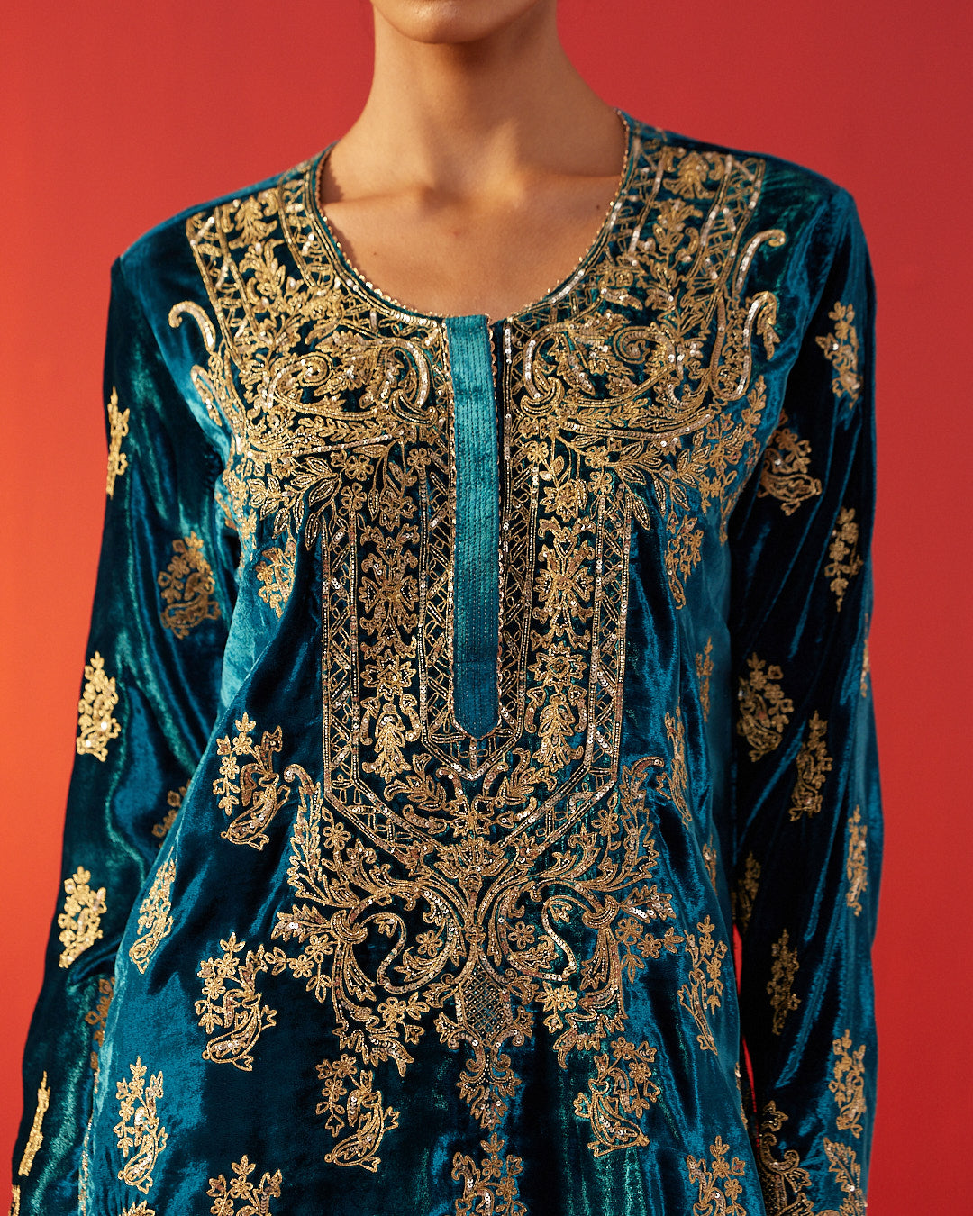 Full Embellished Blue Velvet Kurta Set